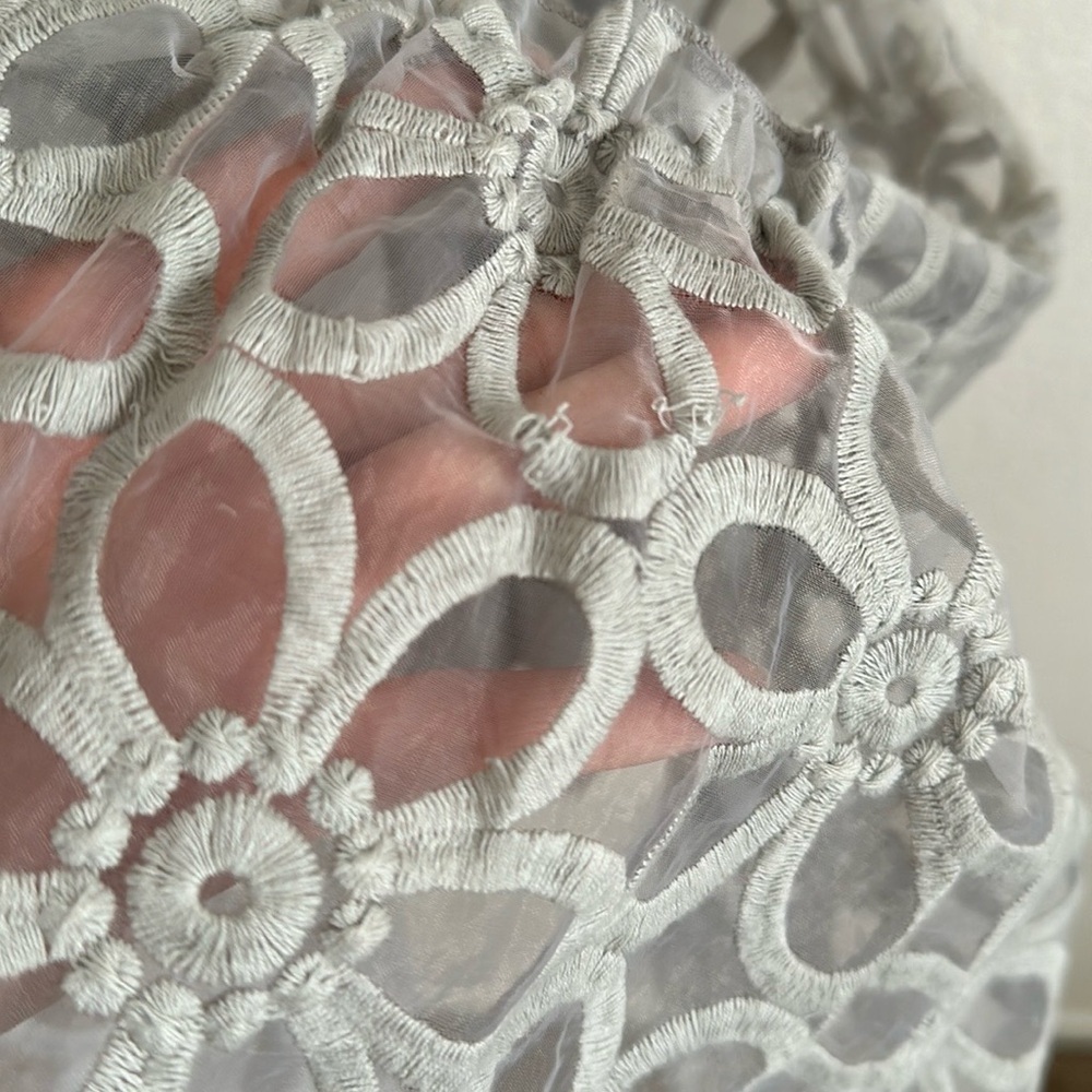 Ivy City Co Destiny Dress - Picture 9 of 14